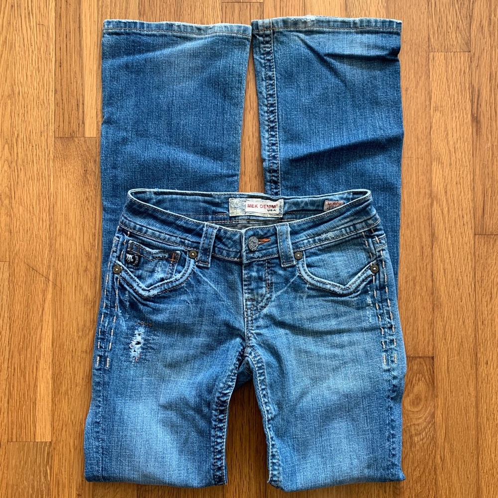 EUC MEK Denim so 24 bootcut jeans inseam 33”